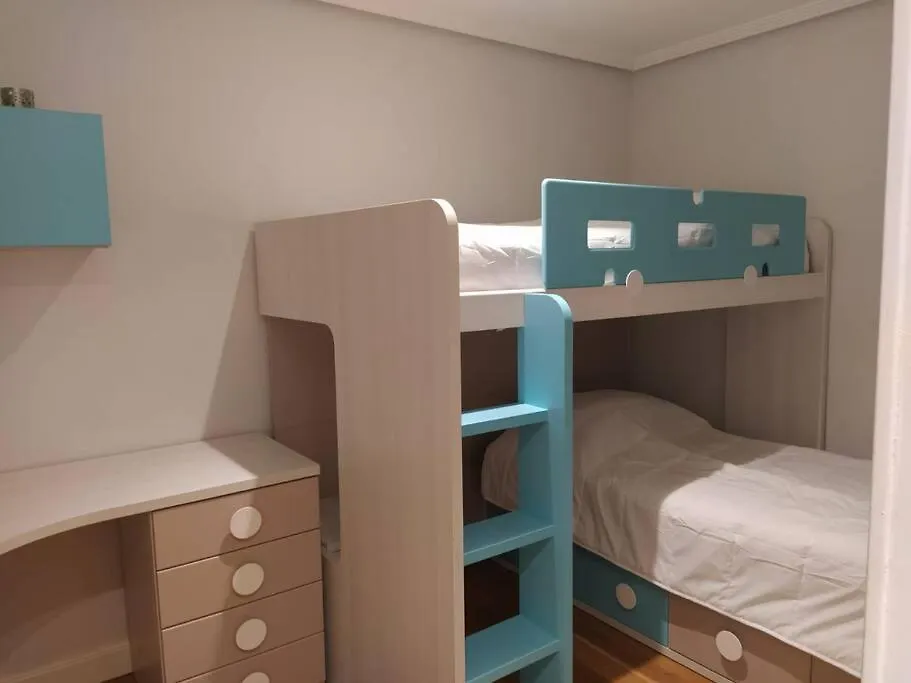Agradable Piso En Gros. Buena Ubicacion Apartment San Sebastian Spain